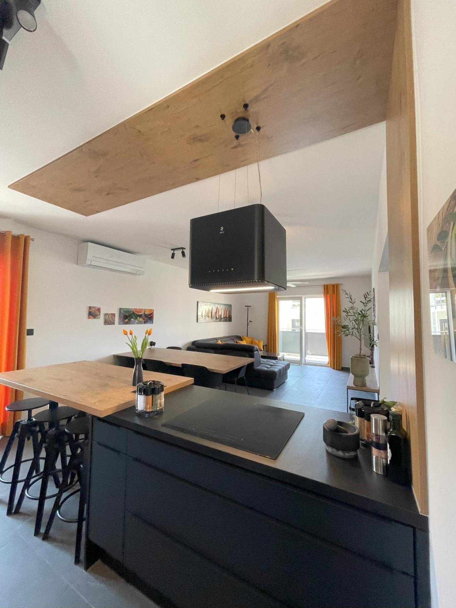 Valkane Beach Apartments Πούλα Εξωτερικό φωτογραφία