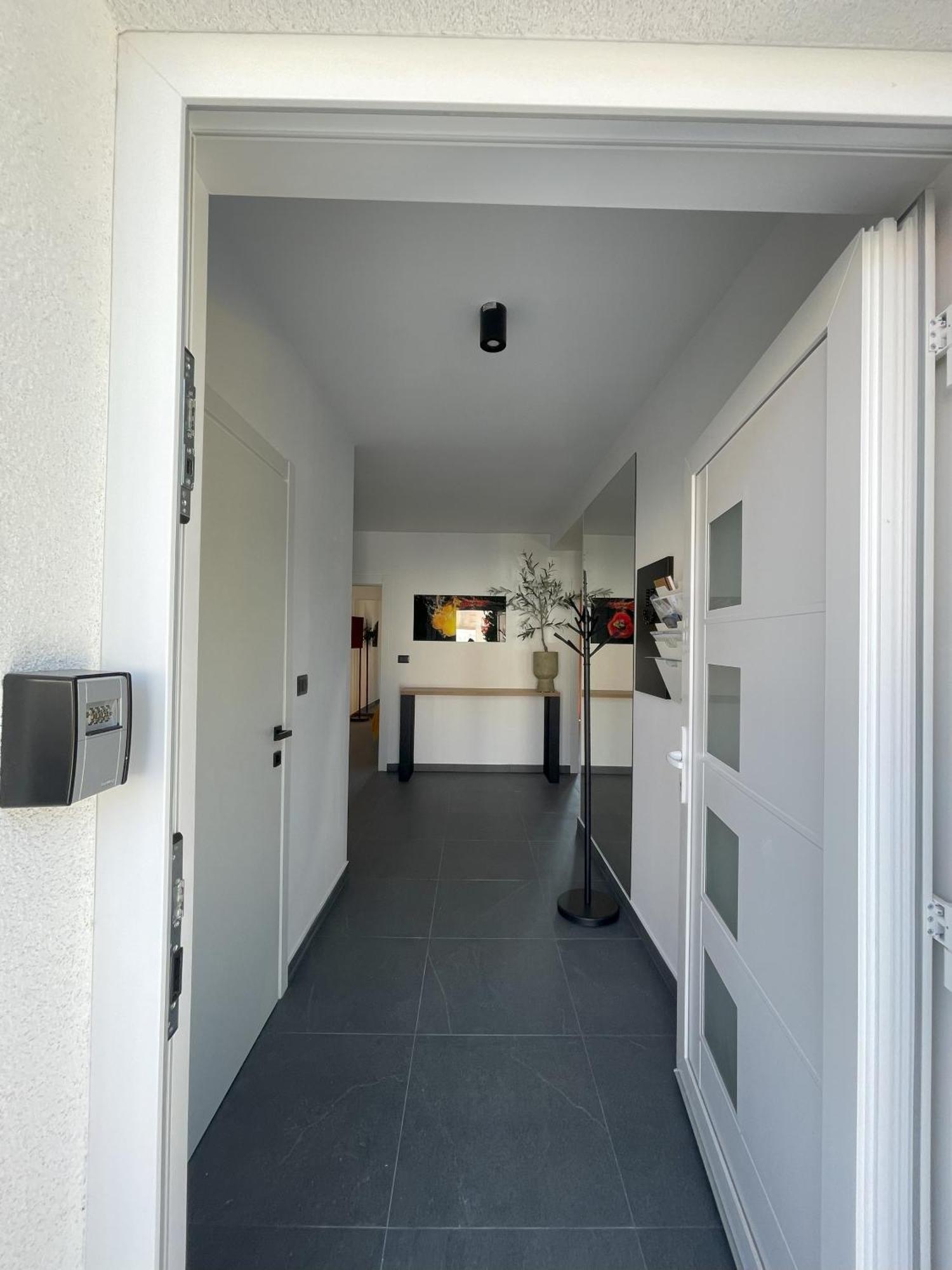 Valkane Beach Apartments Πούλα Εξωτερικό φωτογραφία