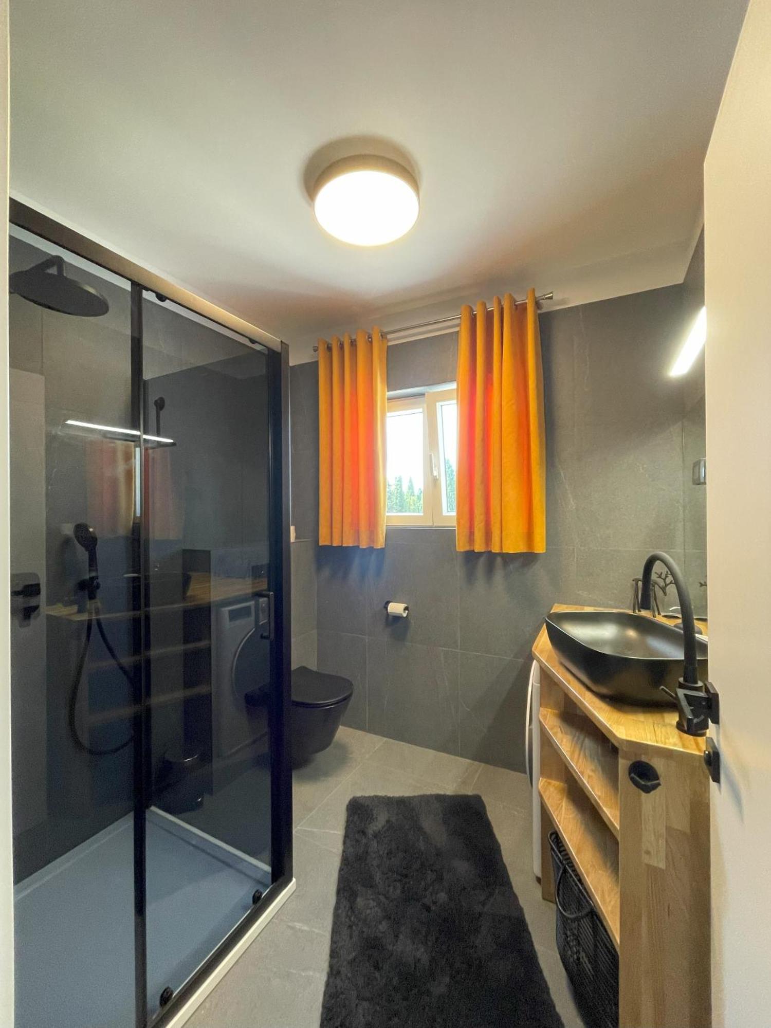 Valkane Beach Apartments Πούλα Εξωτερικό φωτογραφία